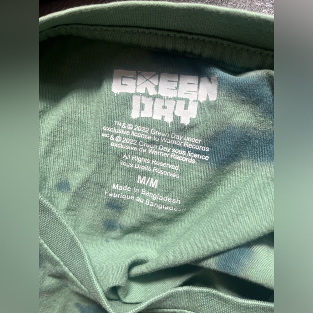 Green Day Sleeveless Shirt - Picture 5 of 5